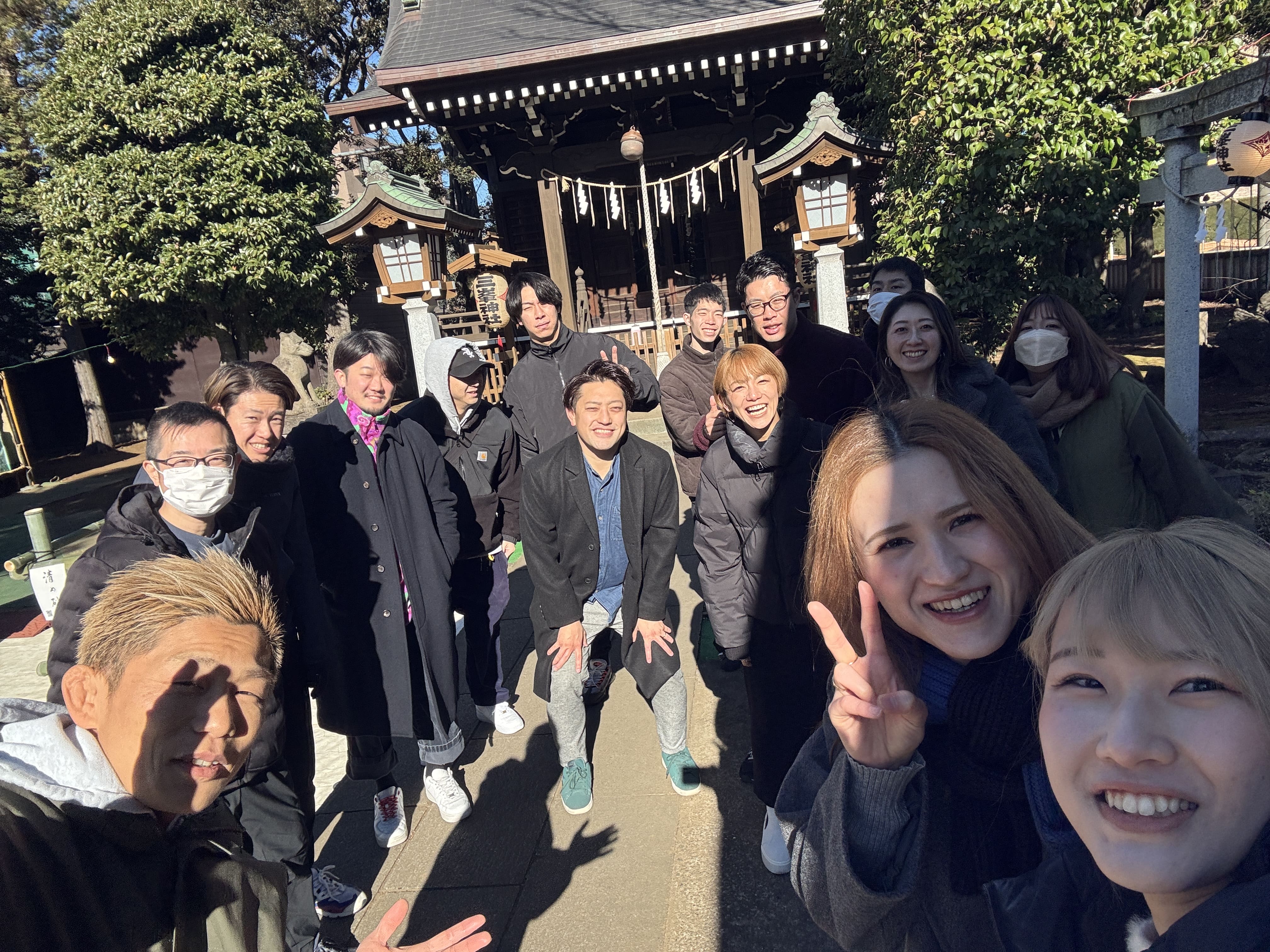 社員全員で初詣に行ってきました