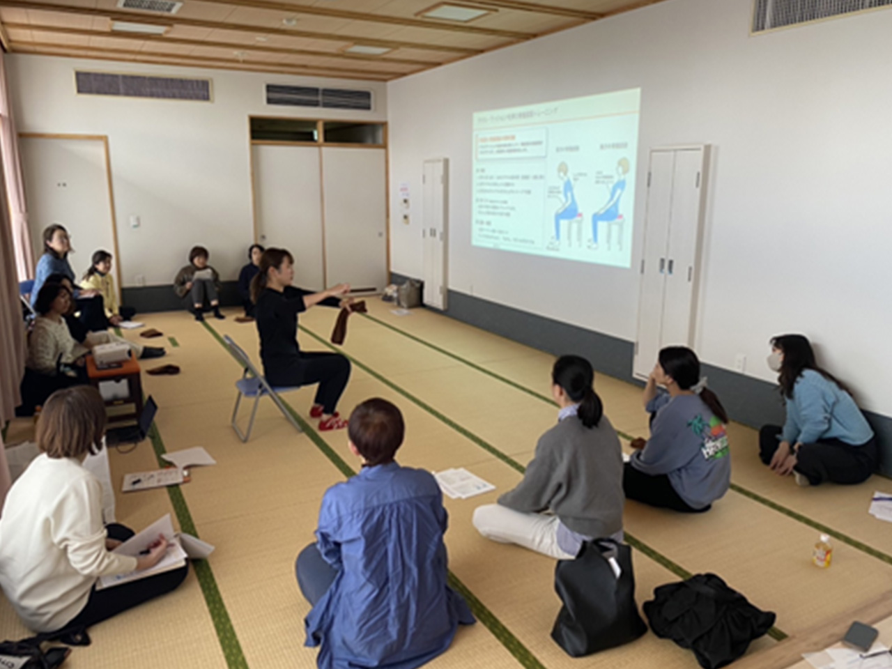 「加藤PTが理学療法の視点から考える妊産褥婦・乳幼児のケア」全6回講義を実施しました